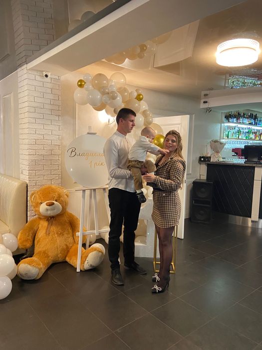 Твідовий костюм з спідницею