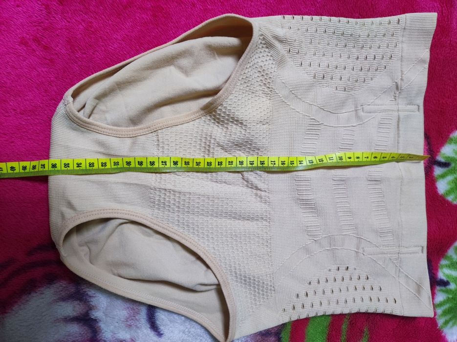 Утягуюча білизна (корректирующее белье)