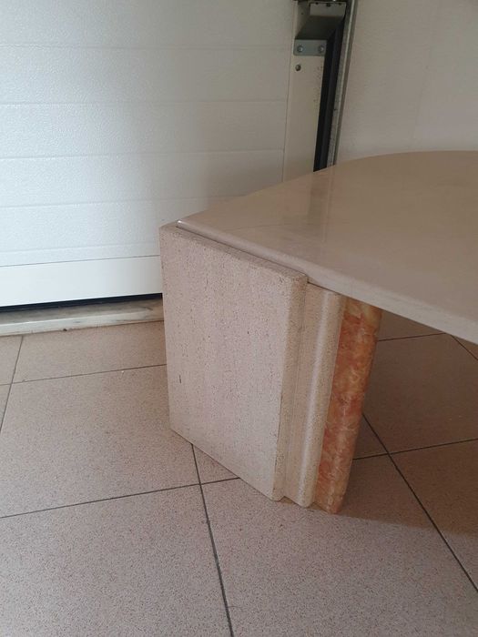 Mesa em pedra como nova