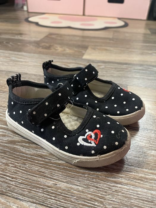 Обувь для девочки