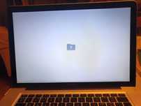 MacBook Pro 15 Quad-Core i7 2.0GHz - a funcionar