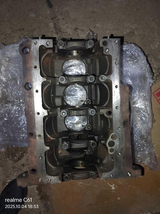 2003 Skoda Superb 1.9 TDI awx 96 kw, блок цилиндров