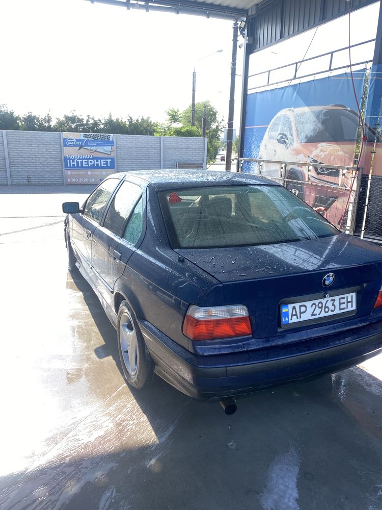 BMW E36 2.5 TDS.