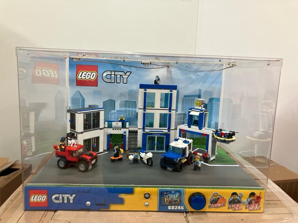 Lego City com mostruário