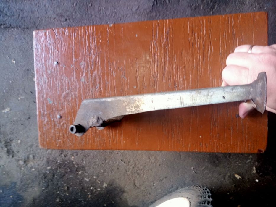 Центральная подножка мопеда(мокика) Рига