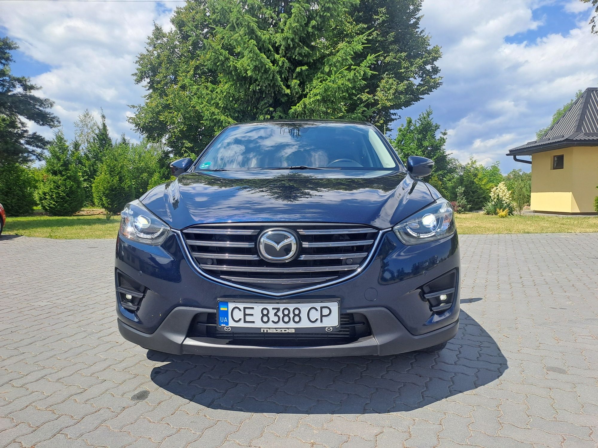 Продам автомобіль  свіжо пригнана, обслужена в рідній фарбі