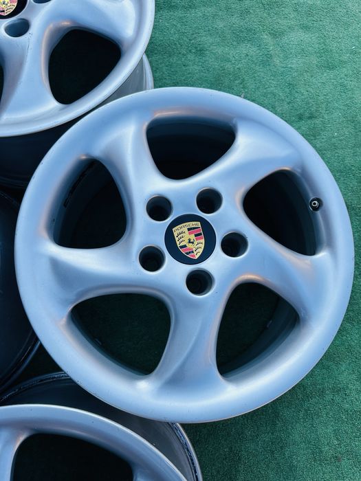 Диски різноширокі 5/130 R18 Porshe