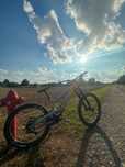 yt tues ohlins sram