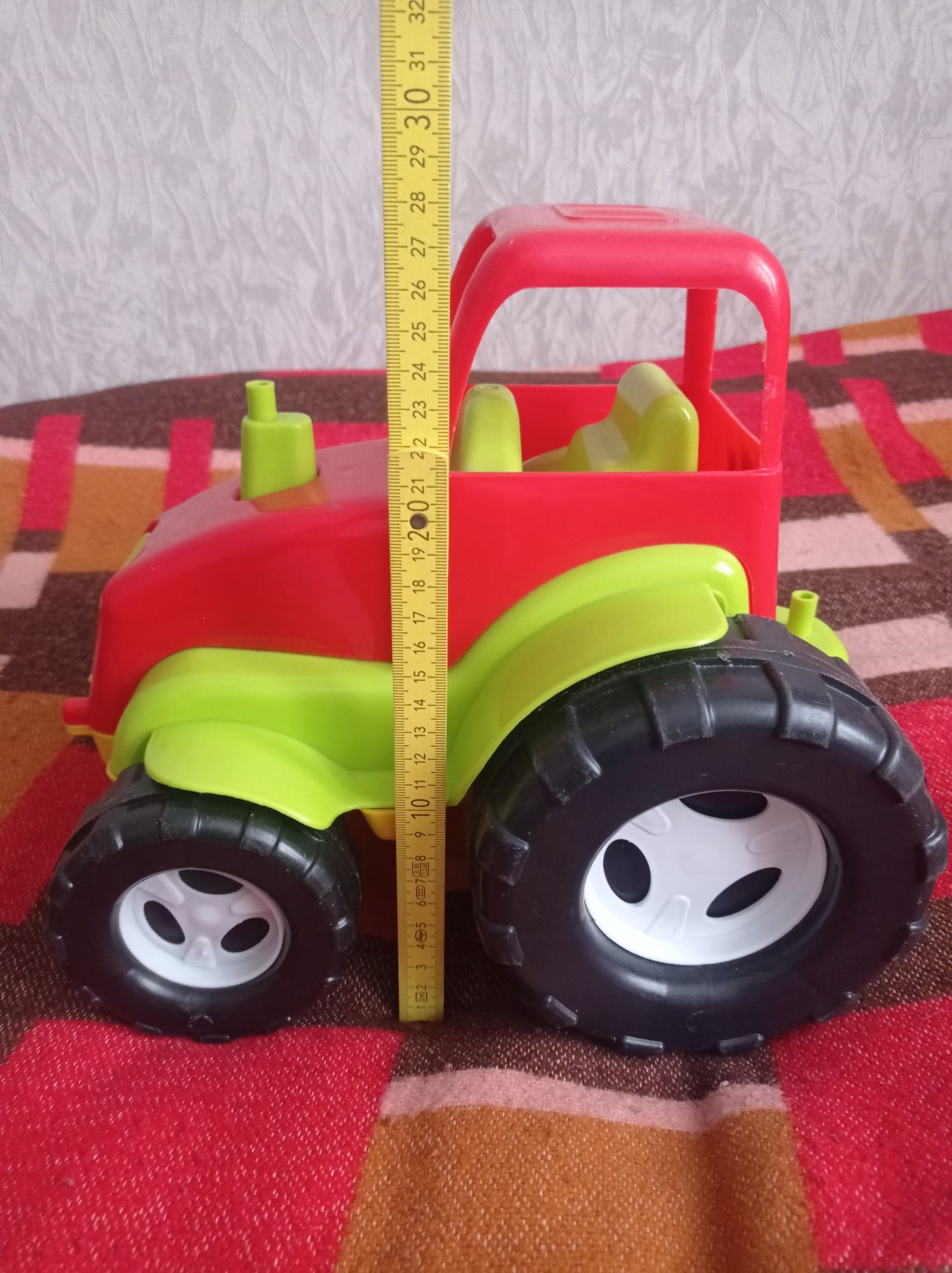 Детский трактор,большая игрушка,100 грн!