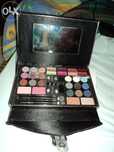 Paleta de cores maquiagem