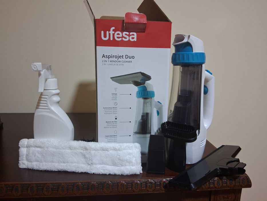 Aspirador de vidros Ufesa