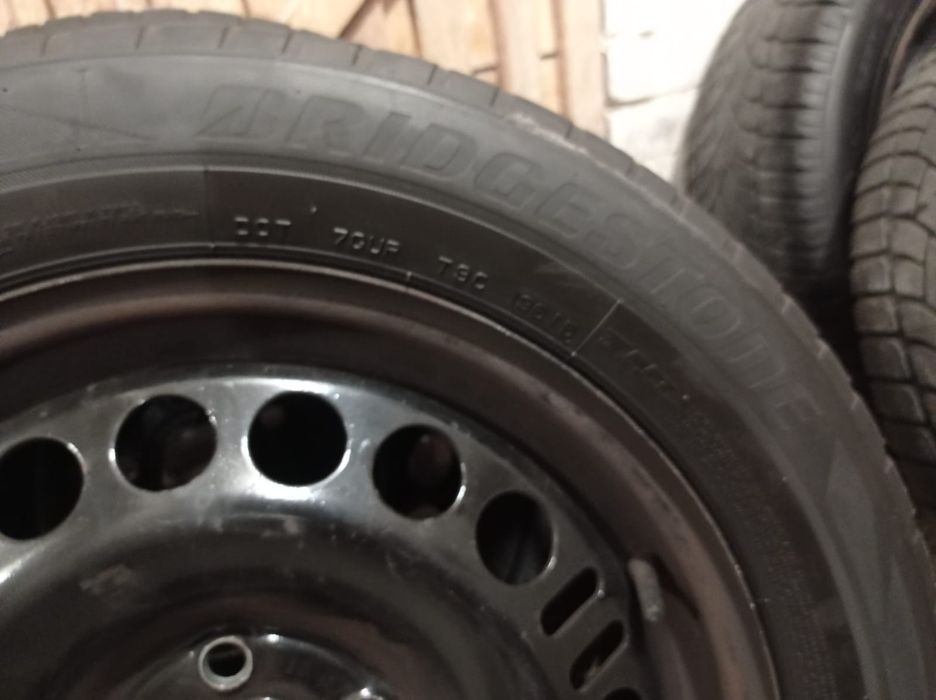 Koła stalowe 5x120 z oponami zimowymi 225/55 R17