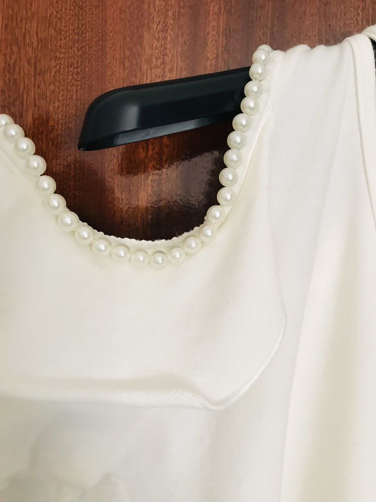 Camisola com pérolas