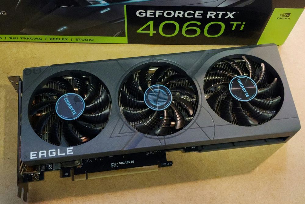 Gigabyte NVIDIA GeForce RTX4060Ti 8gb