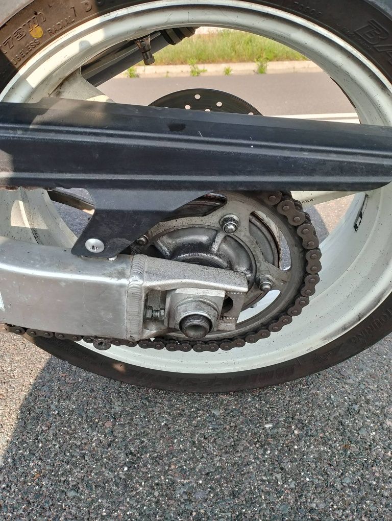 Suzuki GSX-R600 K1