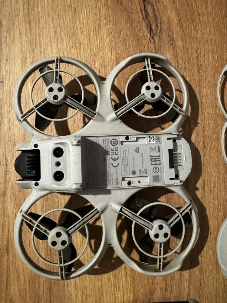 Dron Dji neo 2 baterie osłony i dwa komplet śmigieł