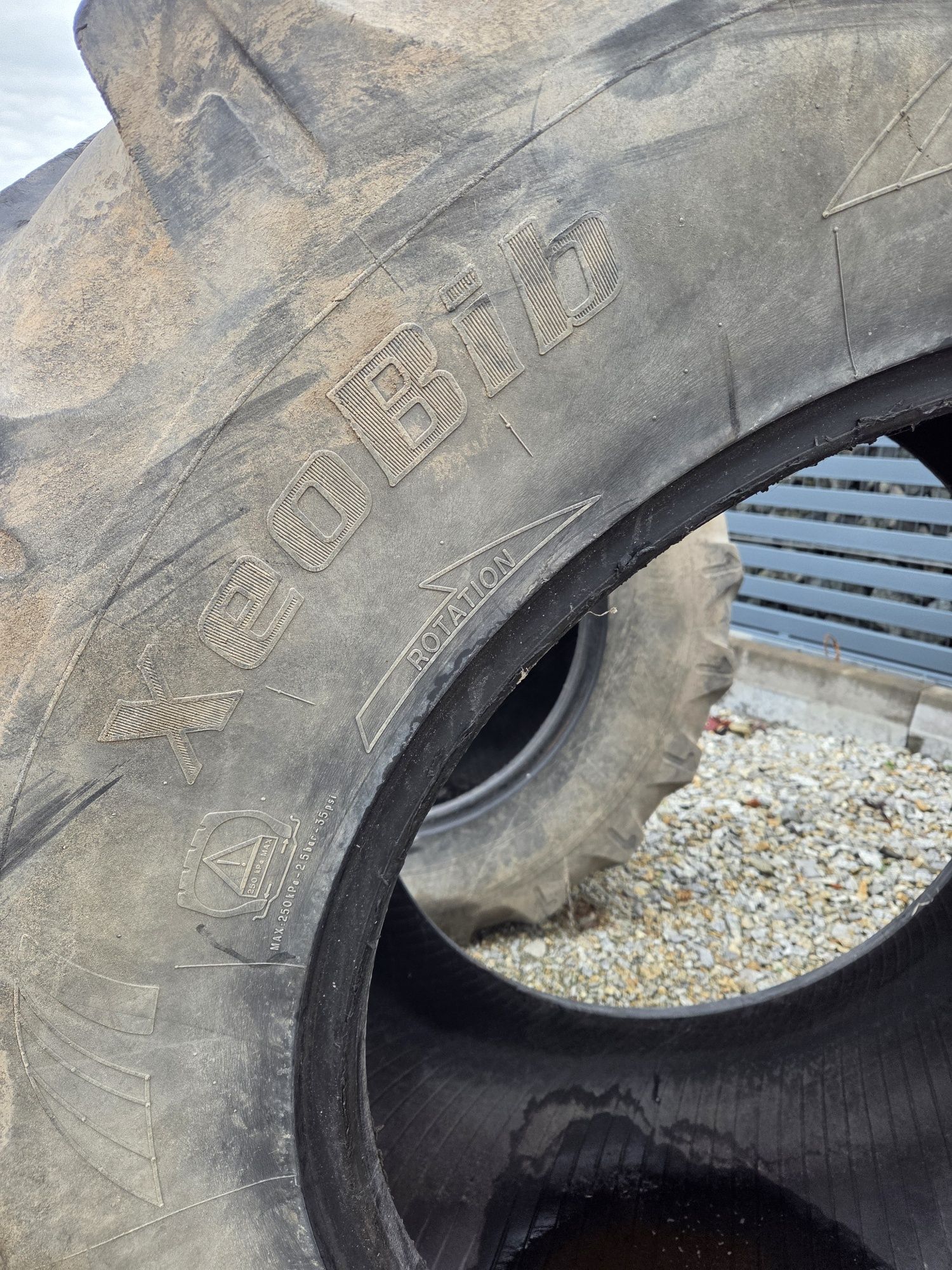 OPONY Michelin XeoBib VF600/60/30  30mm