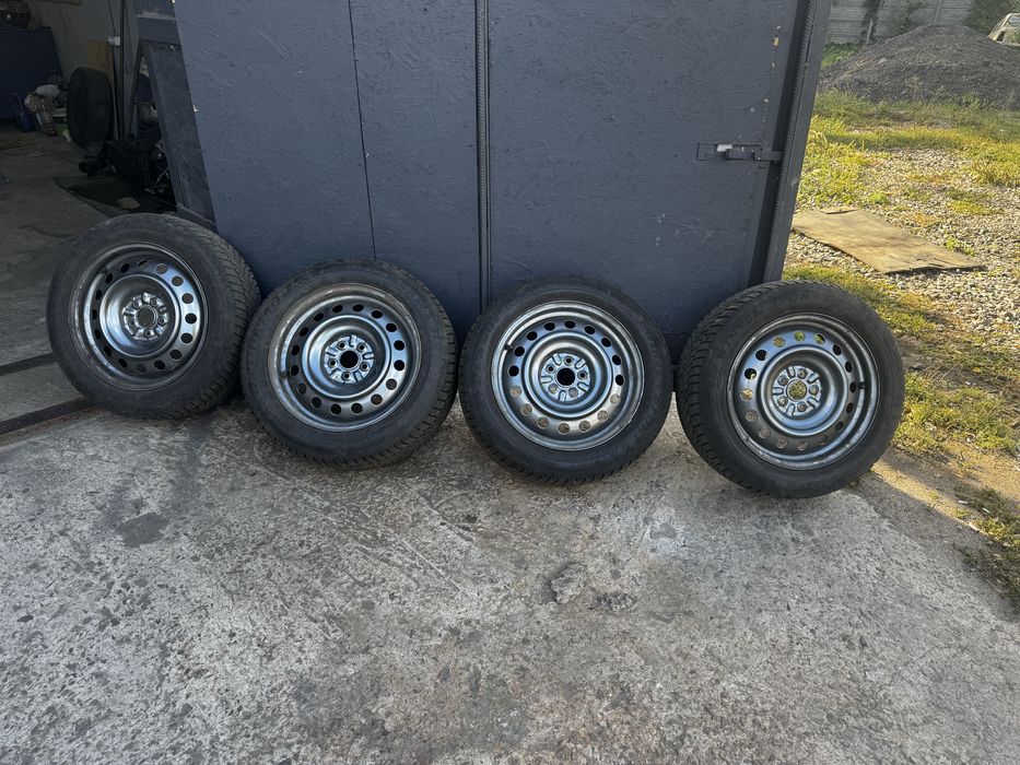 Dunlop winter sport 5  205/55 R16