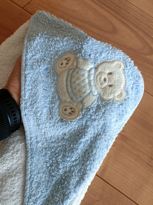 Toalha de banho bebé (aprox. 37cm x 37 cm)