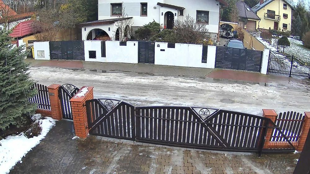 KAMERA ZEWNĘTRZNA WiFi IP OBROTOWA z Aplikacją na telefon + Nagrywanie