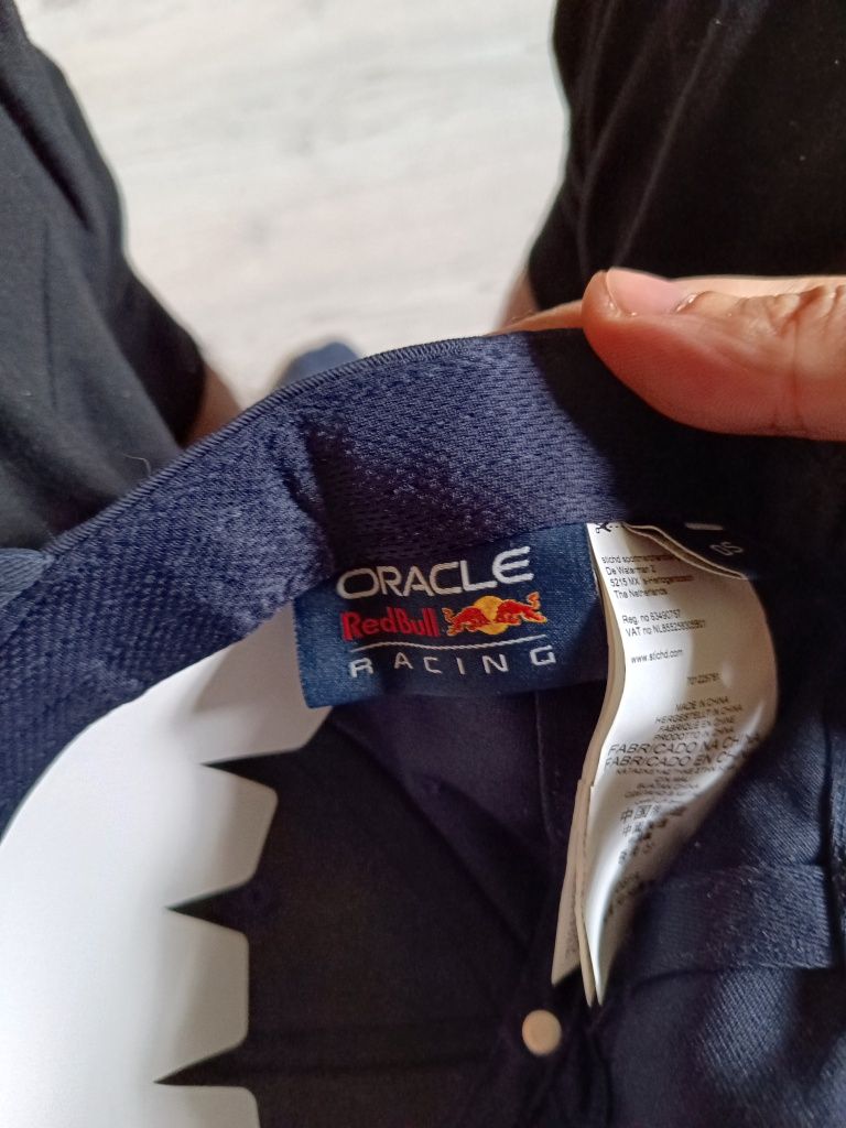 Oryginalna Czapka Red Bull champions F1 Oracle Red Bull racing