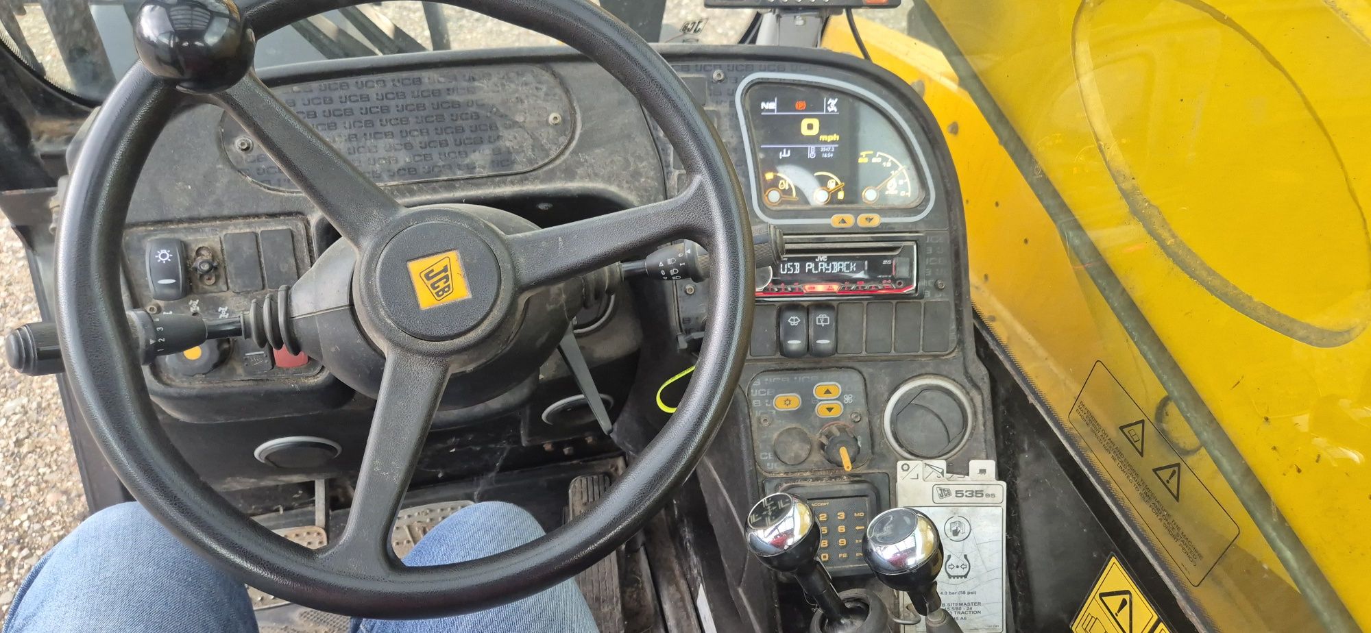Ładowarka teleskopowa JCB 535-95