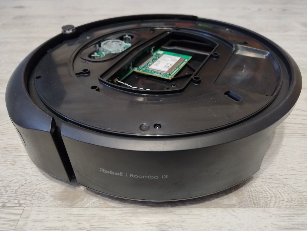 Płyta Główna z obudową i zderzakiem Irobot Roomba i3 (Uszkodzona)