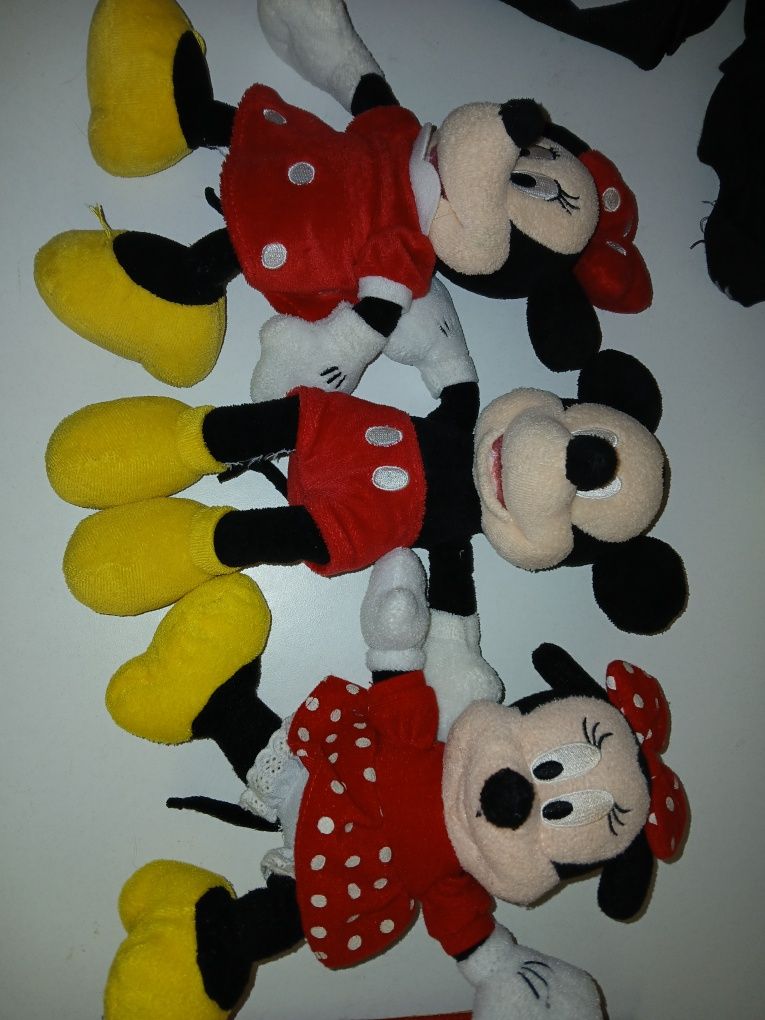 Bonecos de peluche minie e Mickey