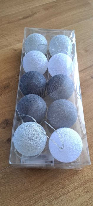 Cotton balls 10 szt, białe szare czarne, NOWE