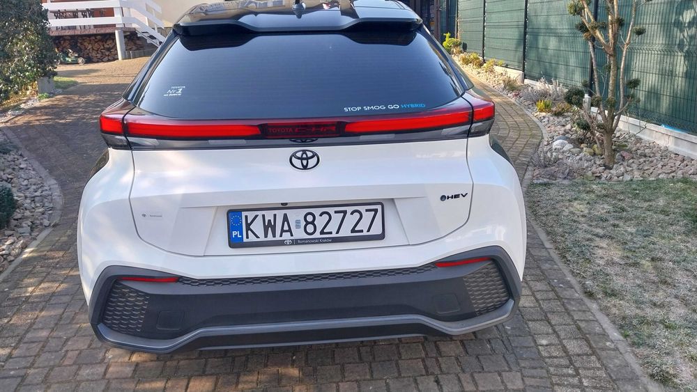 Toyota chr 2700 przebieg  jak z salonu