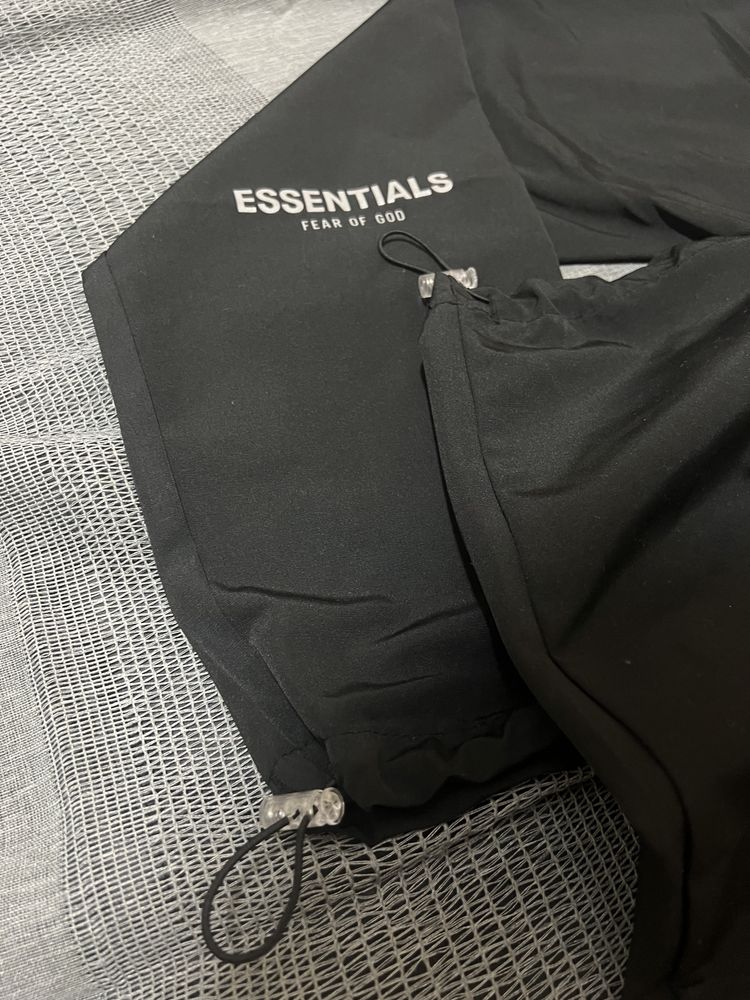 Calça Essentials Fear of God