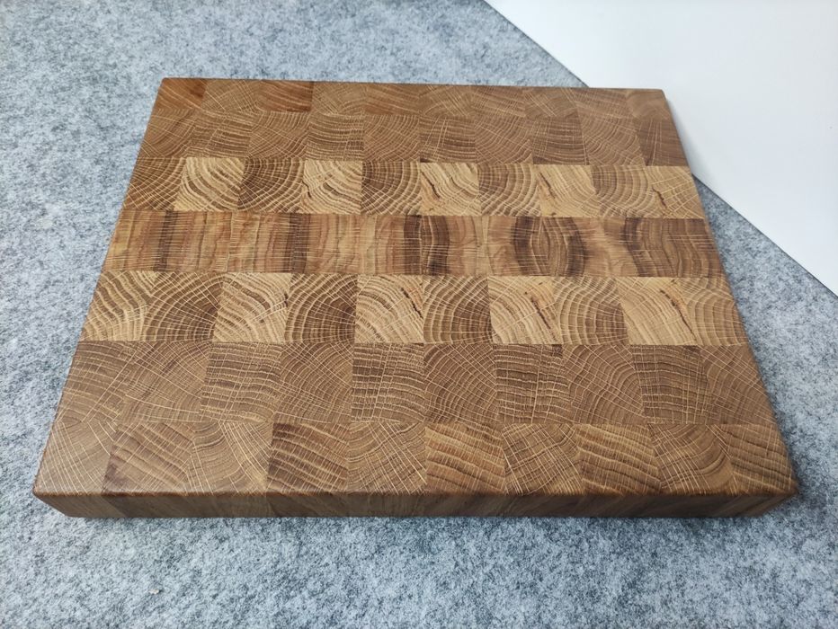 Deska sztorcowa dębowa do krojenia - serwowania 30x36