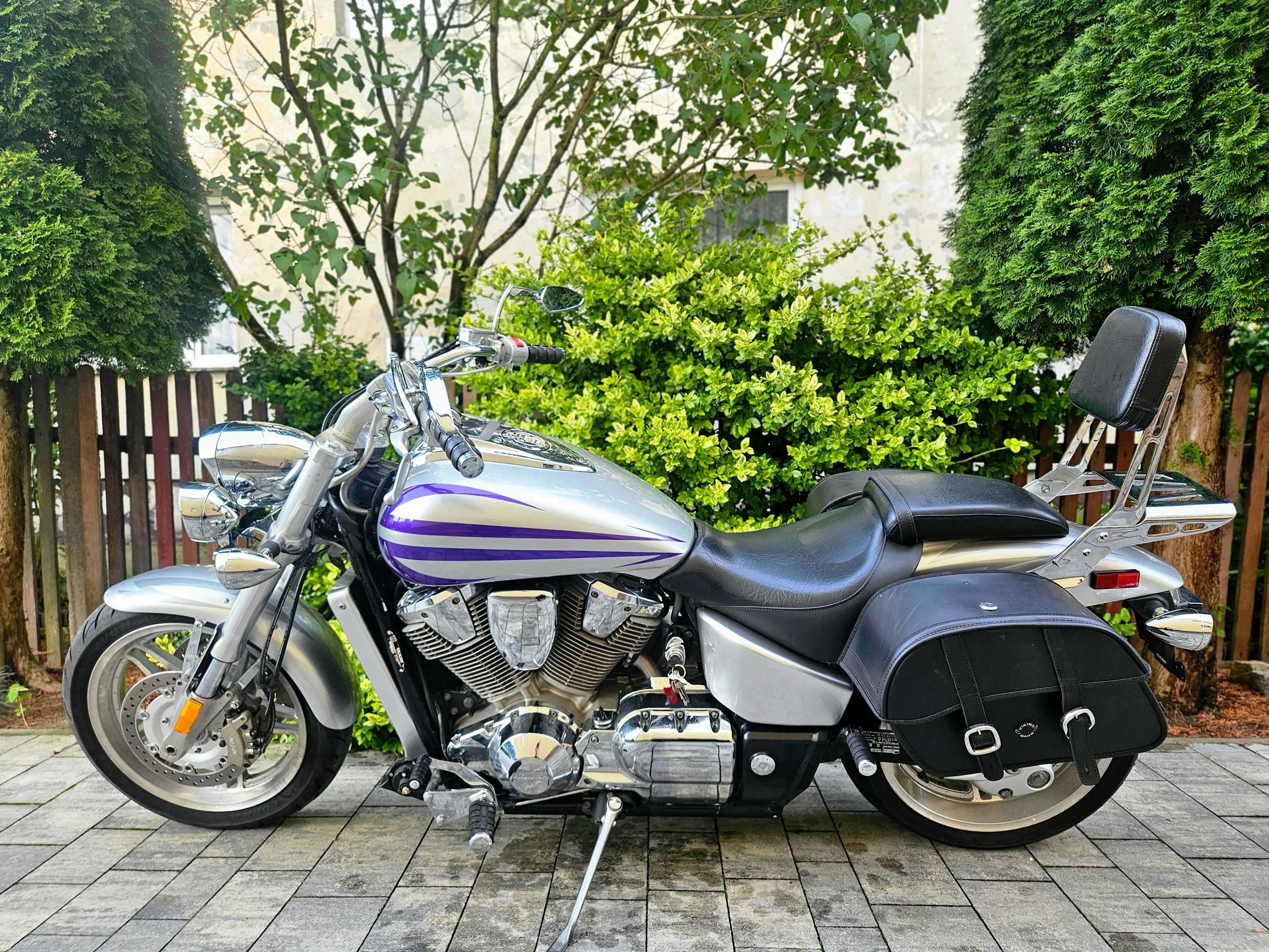 Honda VTX 1800 F raider 1900 retro vtx1800 custom