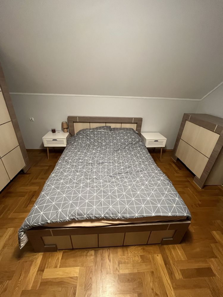 Zestaw mebli do sypialni