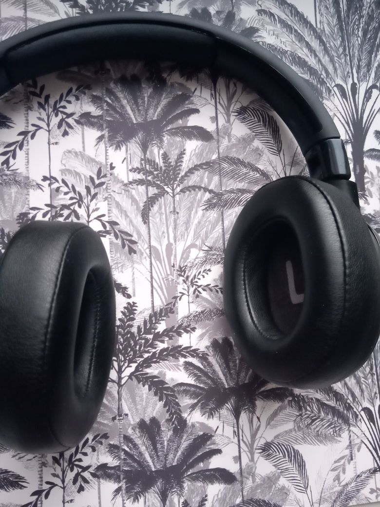 JBL Tune 760 com Cancelamento de ruído