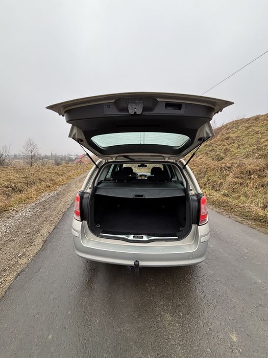 Opel Astra H 2007 1,6 бензин