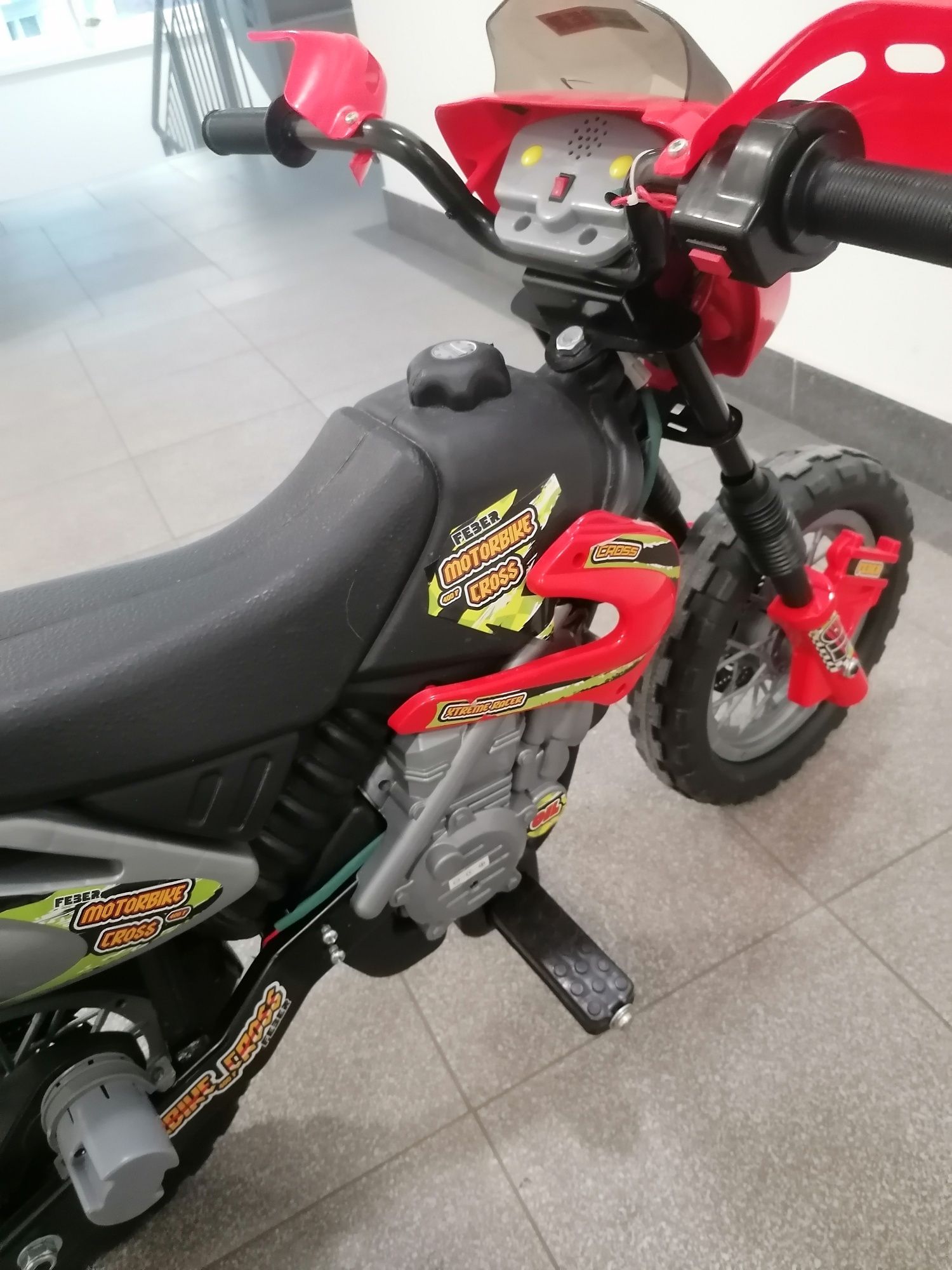 Motocykl dla dzieci elektryczny feber