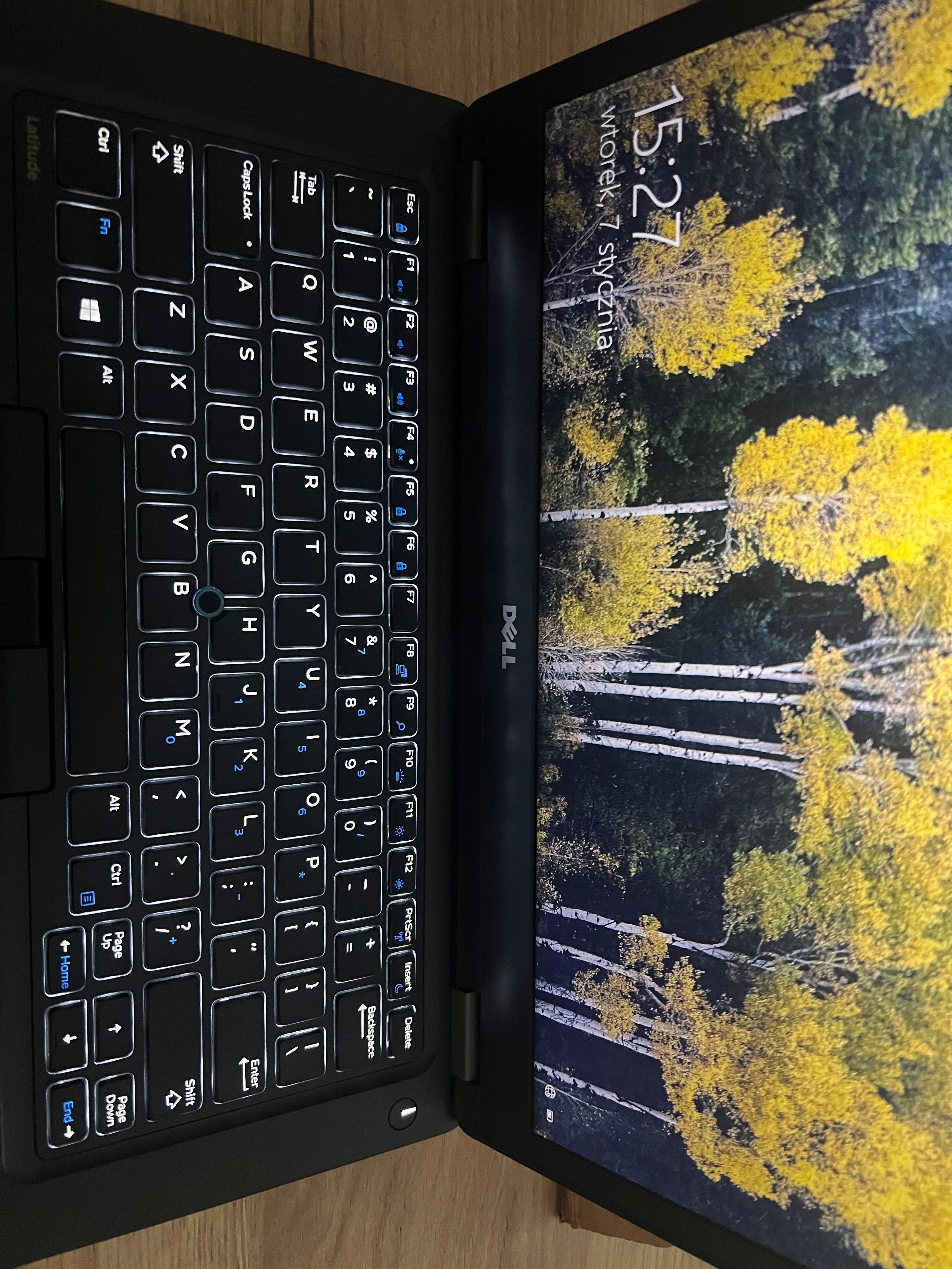 Dell latitude 14 cali 16gb ram 960 SSD Windows 11