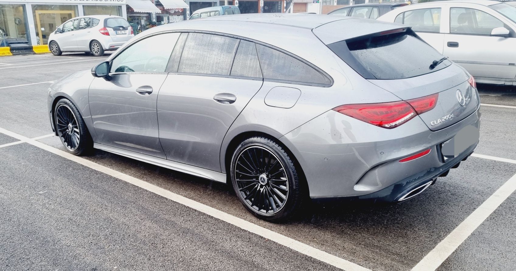 Mercedes Benz CLA 200 SB AMG Line