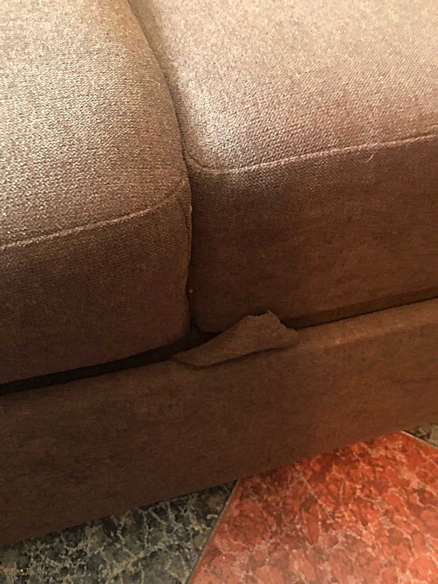 Sofá Chaise-Longue em Tecido Castanho - Como Novo!