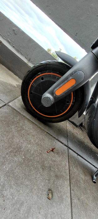 Trotinete em bom estdo segway 9