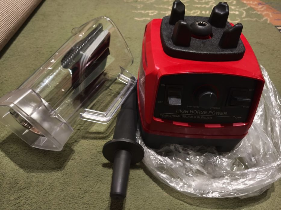 Блендер з чашою 1500W