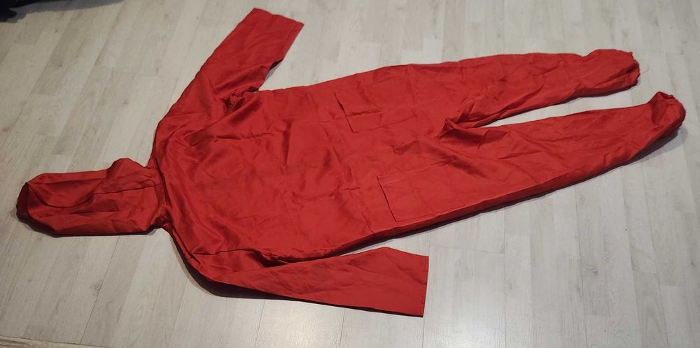 strój dom z papieru kombinezon halloween XL 1078