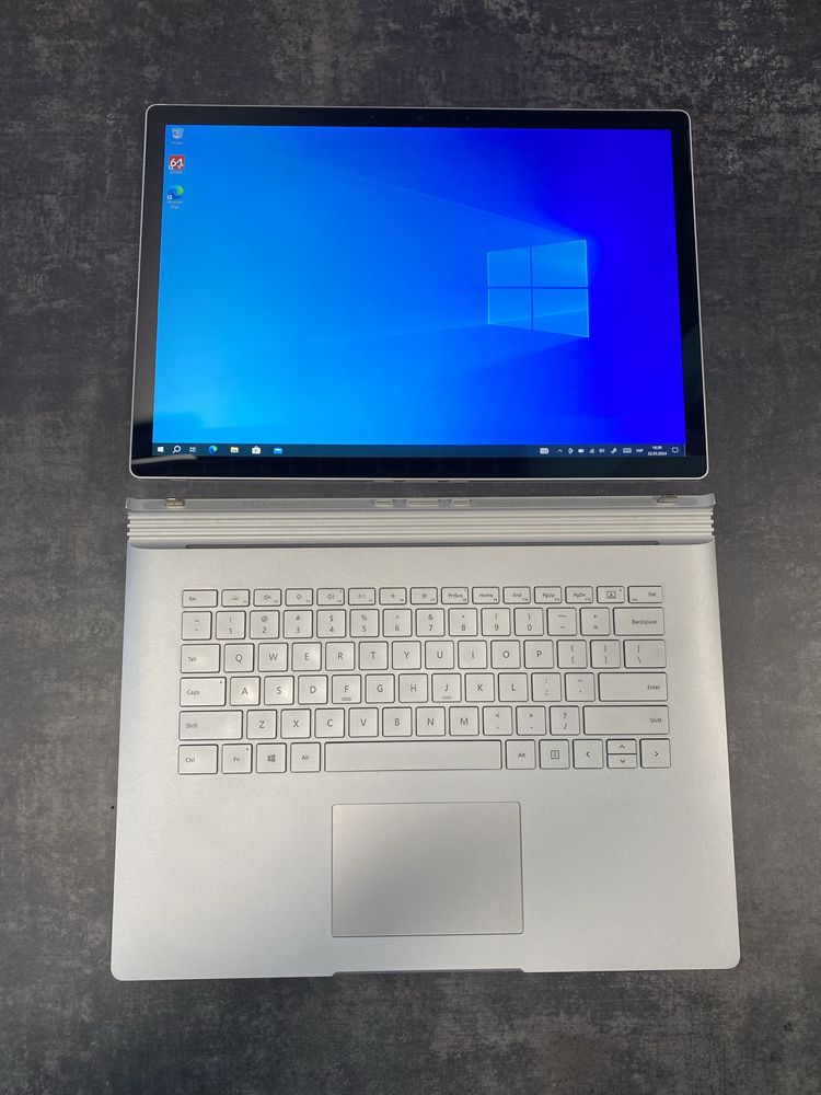 Microsoft Surface Book 3, i7-1065G7, 32Gb, 1Tb, 4K 15” RTX 3000 6Gb