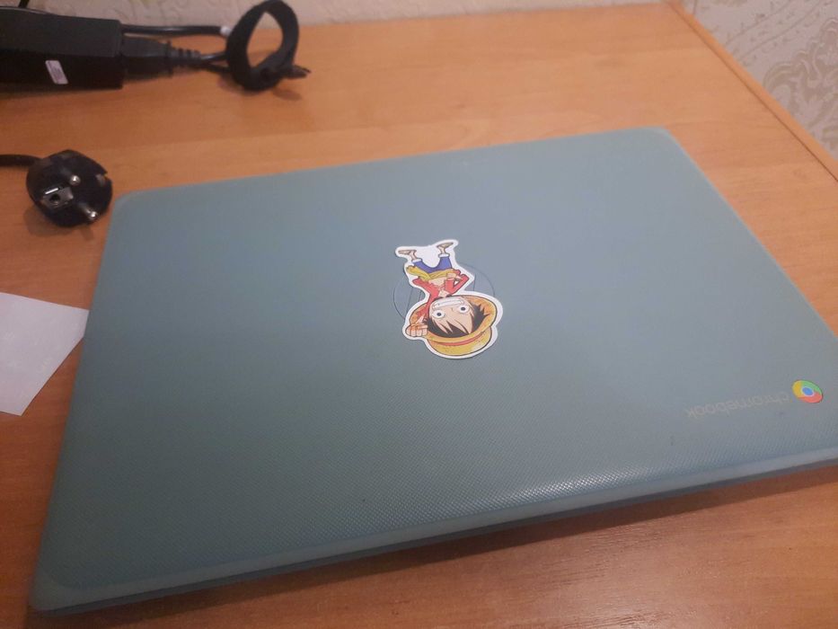 современный 2019 нетбук, мини-ноутбук, интернет работа фильмы!