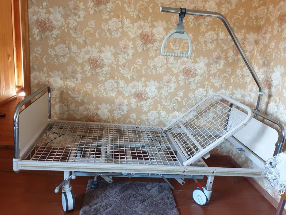 Продається медичне ліжко, ліжко для лежачих