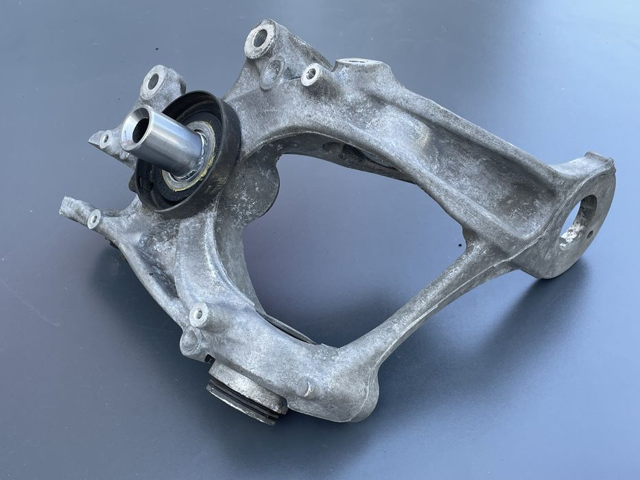 Задня Цапфа Audi A6 C7 Передній Повний Привід Ауді А6 С7 Кулак Розбор