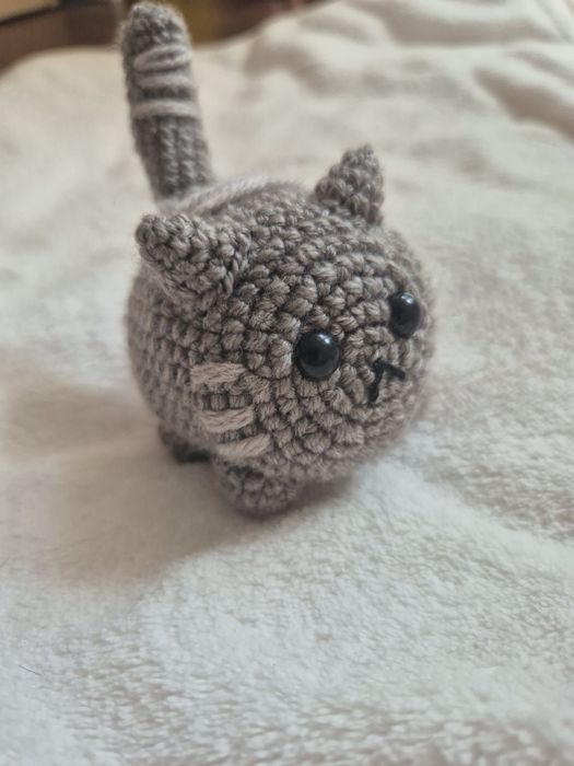 Pusheen na szydełku
