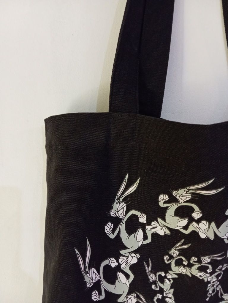 Torba shopperka' z limitowanej kolekcji