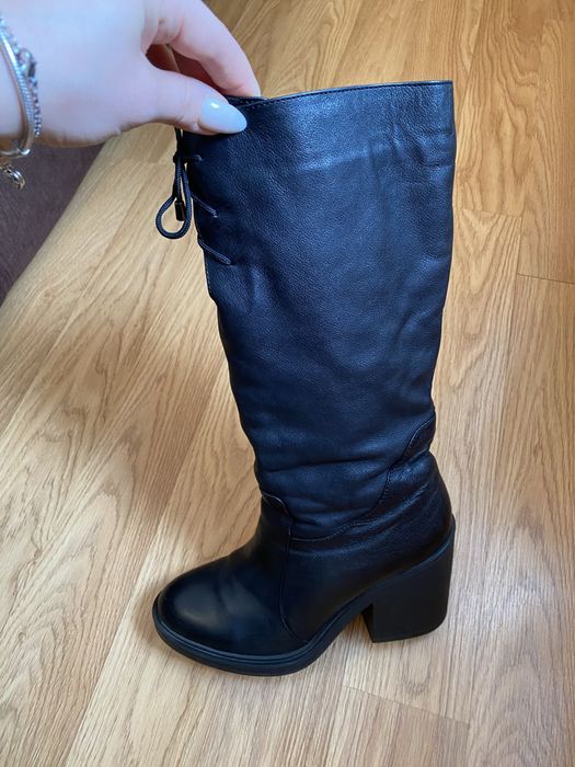 Шкіряні зимові чоботи